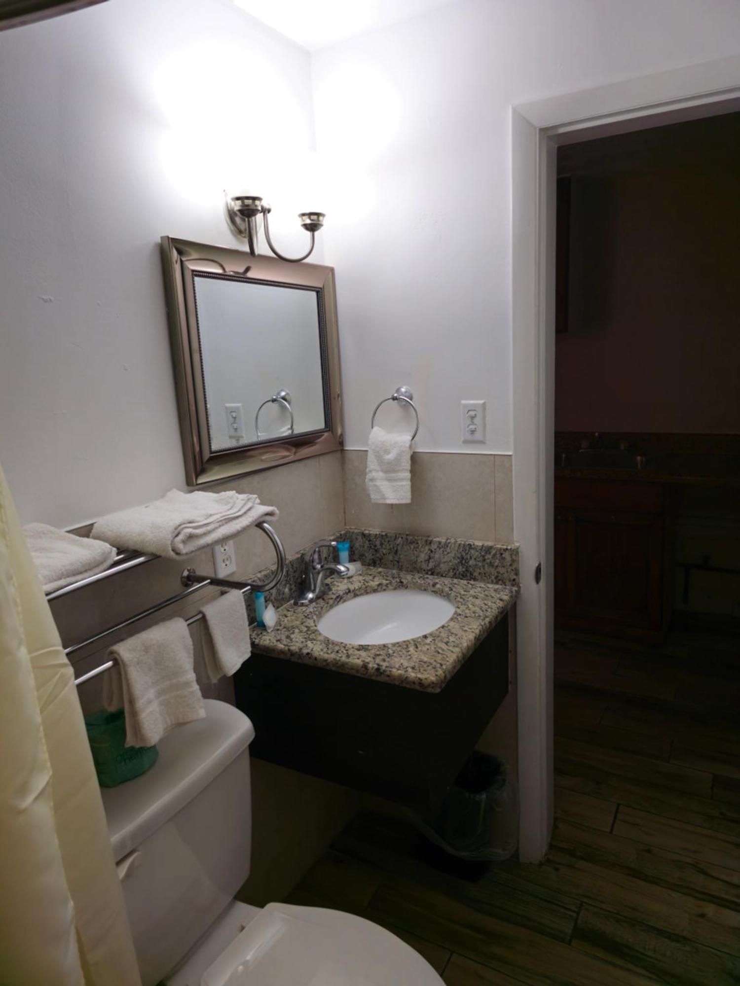 Three Oaks Motel - Titusville Quarto foto